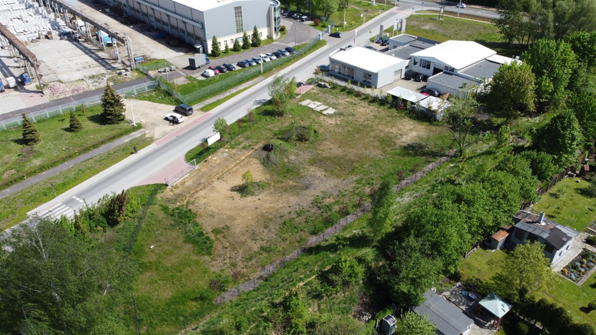 Działka na sprzedaż